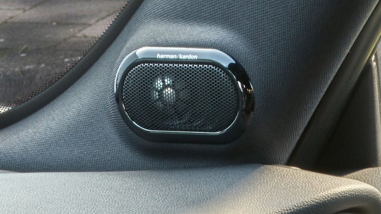 MINI Cabrio – Harman Kardon – Hoparlör