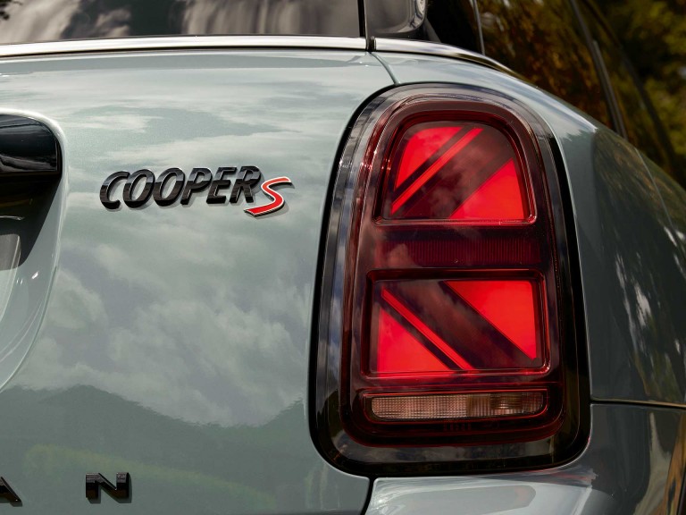 Yeni MINI Countryman – union jack stop lambaları